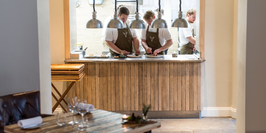 Forest Side Listed in Harden’s Top 100 UK Restaurants